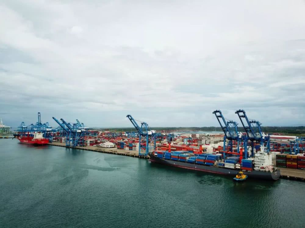 Vier-Punkte <BRBR> -Kontakt <BRBR> Ball <BRBR> Slwing <BRBR> Lager